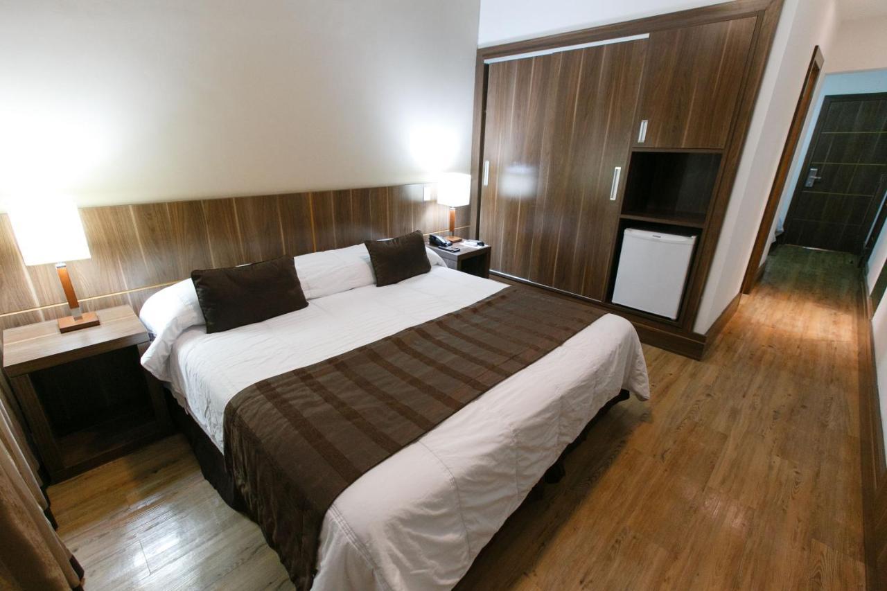 Casablanca Center Hotel Petrópolis エクステリア 写真
